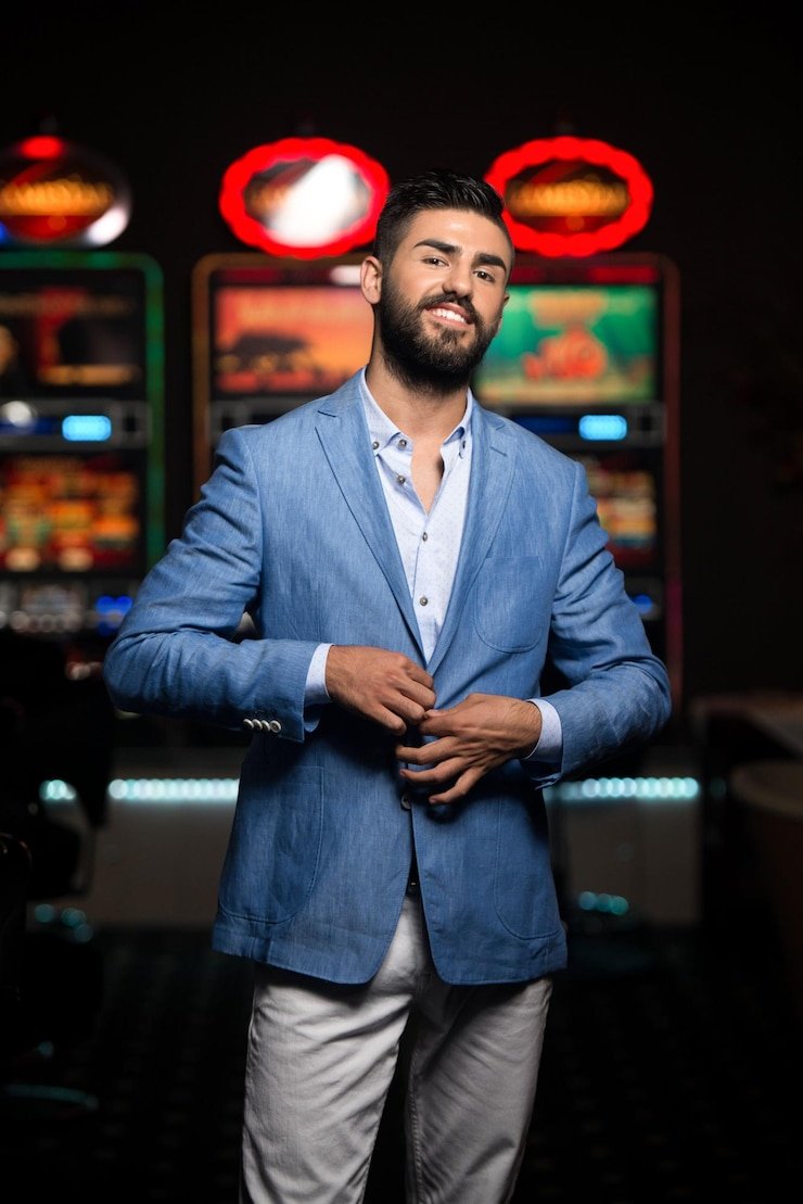 Philippine players enjoying sports and casino entertainment on phluck